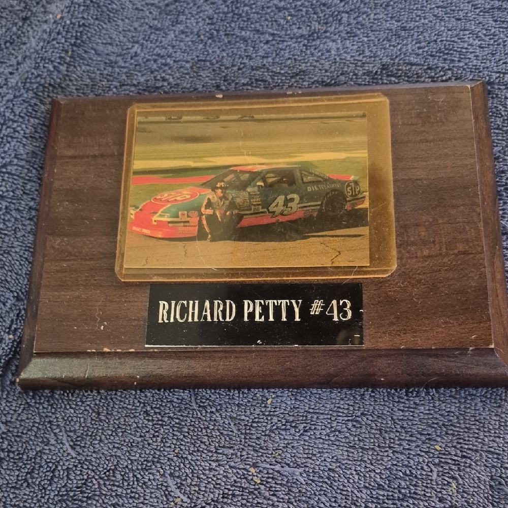 Richard Petty #43 Plaque with Race Car Image